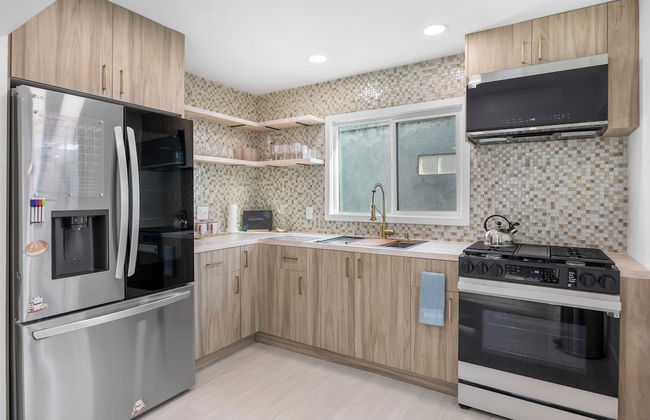 Steps to the Beach, Firepit & Patio Long-term Newport Beach Stay Coastal Cove - Foto 5