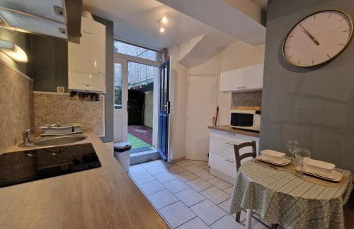 Centre Historique LAVAL - Foto 6