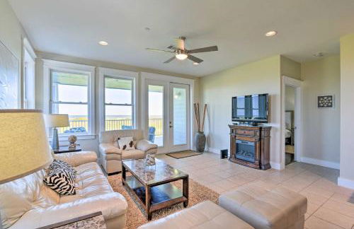 Gulf View and Beach Access Galveston Resort Condo! - Foto 4