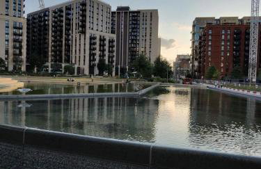 Luxury Private Room with Living Area Wembley Stadium View - Photo 58