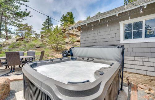 Steps to Estes Lake Mtn-View Hideaway with Hot Tub! - Foto 27