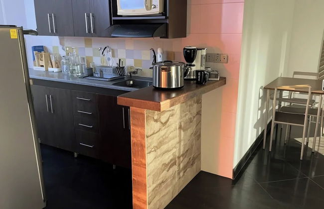 Aparta Suites Torre De Prado - Photo 13