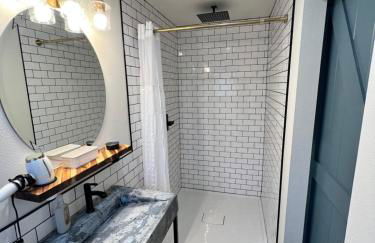 Dollhouse Downtown - Foto 70