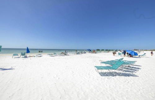 The Village Breeze, 2 Units - 4 BR, 4 Baths, Pool Walk to Beach and Siesta Key Village - Foto 8