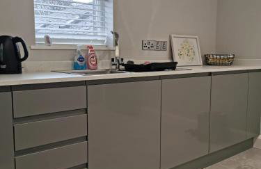 Modern 3-bed Apartment in Magherafelt Sleeps 8 - Foto 22