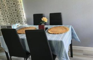 Alvin with all serenity and bliss and yet close dearly - Foto 14