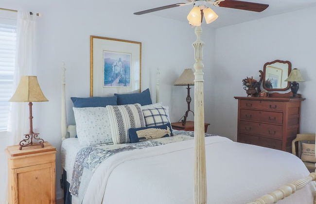 2nd Row Beach Home Ocean Views Old School Vibes - 1 min Walk to Sunny Beach - Foto 21