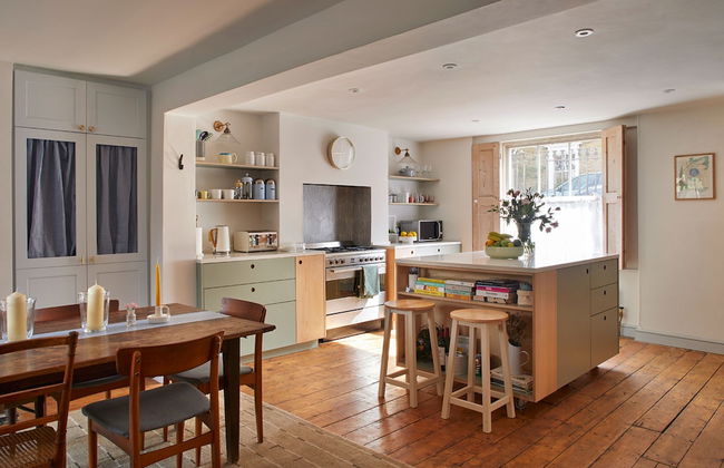 JOIVY Stylish 2-Bed House W/ Private Garden In Hackney - Foto 18