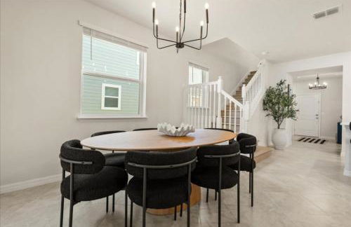 5 Bedrooms 4 Bathrooms Windsor Cay 16202 Cc - Foto 3