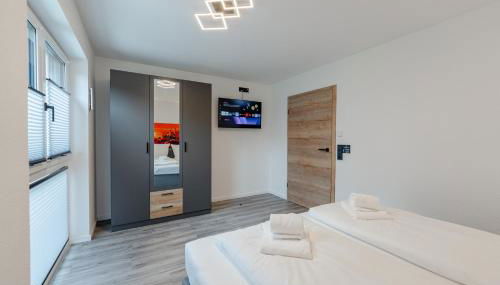 BPS Apartment #9 Business - NEU - Deluxe - Modern - Foto 2, wardrobe