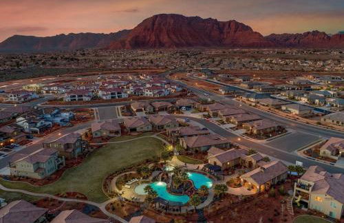 Paradise Village 113 Water Park and Kids Cove, Ping Pong, XBOX 360, Games, Beautiful Mountain Views, and More - Foto 67