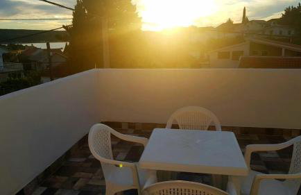 Babaloo Beach Apartments - Photo 25