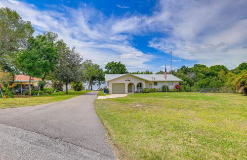 Private and Picturesque Escape on Lake Henry! - Foto 30