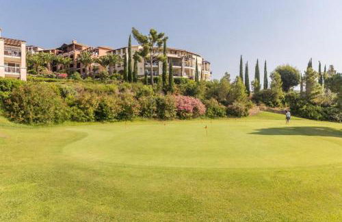 Dans un cadre d'exception, Vue mer panoramique à Agay Côte d'Azur, Village Vacances Cap Esterel, 2 chambres, avec jardin, golf, climatisation, Wifi, 5 piscines - Foto 33