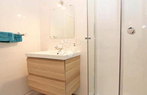 Villa Vinoselo Comfortable holiday residence - Foto 33