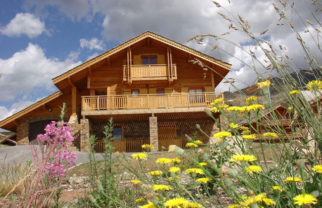 Chalet With Fireplace in Alpe D'huez - Photo 15