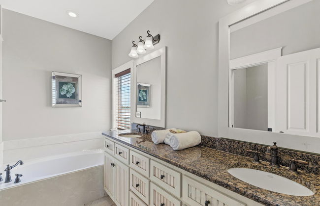 Salty Beach - Photo 18