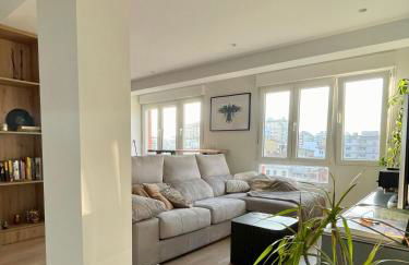 Piso de 2 habitaciones en centro, zona muy tranquila con playa a 2 min andando - Foto 2