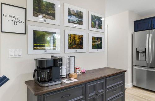 Spacious 4 bed near park/trails - Foto 2