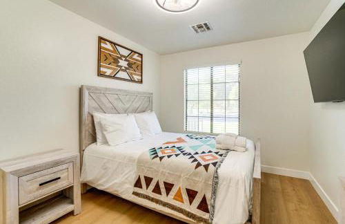 Putting Green and Pool! Peoria Home Near Sports - Foto 19