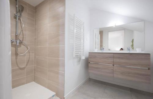 Villa 13 personnes - 1 hectare de parc naturel - piscine - Foto 18