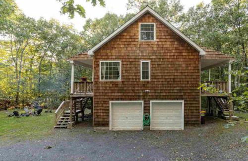 Catskill Cabin with Firepit & Indoor Jacuzzi Tub - Foto 48