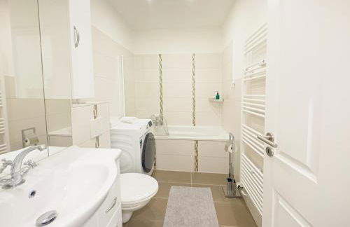 ImmoStay Waterfront Apartments - Balkon über Bremen & Parking - Foto 42