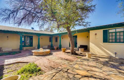 Secluded Ranch with Courtyard about 4 Mi to Odessa! - Foto 34