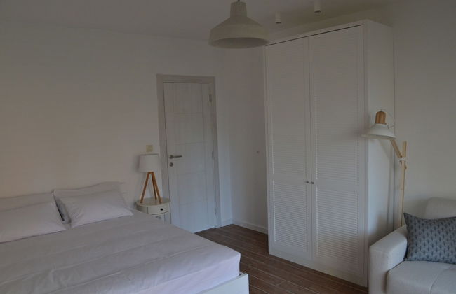 Casablanca Apartments - Photo 11