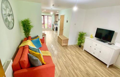 Spacious 5 bed townhouse Manchester, Salford Qauys - Two Bedroom with Parking - Foto 24