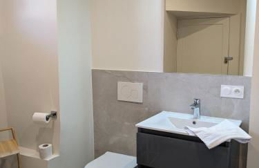 La Maison des Potiers avec Terrasse et Parking - Foto 22