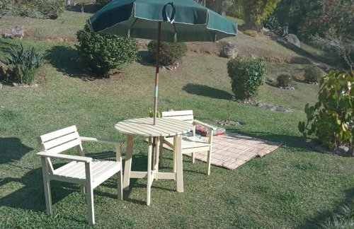 Chalé da Cachoeira - Cachoeira particular dentro da hospedagem - Foto 19