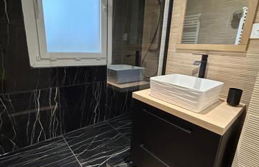 T4 jolie vue avec jaccuzzi - Photo 3