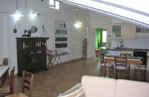 MANSARDA VITI - Sguardo su Frontone - - Foto 57