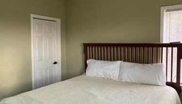 Family-Friendly Retreat near Manistee Riverwalk - Foto 3