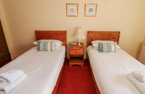 Honeysuckle - Photo 19