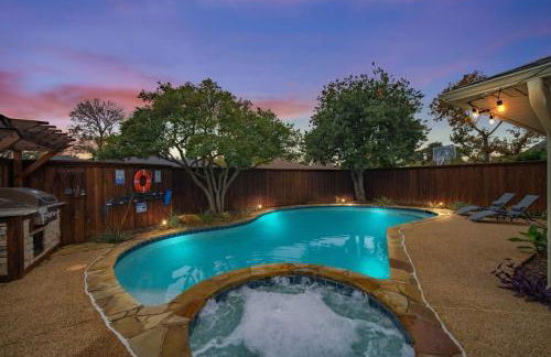 Best of Richardson - 5BD-3BA with Pool, Patio, BBQ - Foto 1