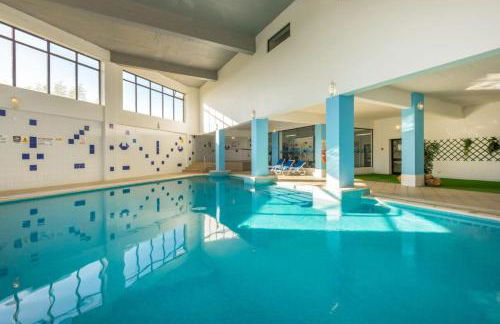 Albufeira Cozy Sea View with Balcony & Resort Access - Foto 29