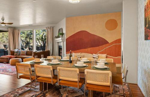 LUX Sedona Retreat - Hot tub & Game room - Foto 47