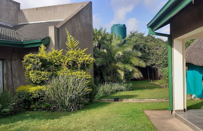 The Best Green Garden Guest House in Harare - Foto 38