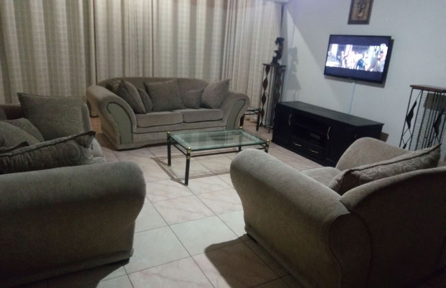 Gina's Home - Foto 8