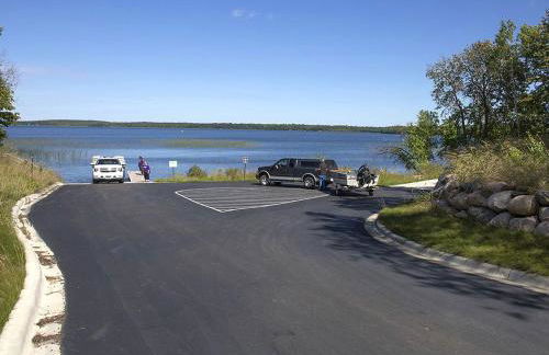 Classic American Getaway in a Lakeside Cabin near Detroit Lakes and Itasca State Park, Minnesota - Foto 13