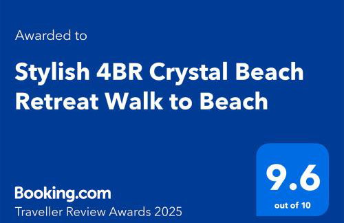 Stylish 4BR Crystal Beach Retreat Walk to Beach - Foto 2