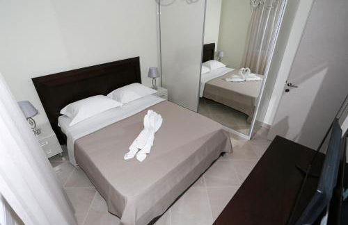 Villa Liana , private Villa with pool and garden - Foto 23