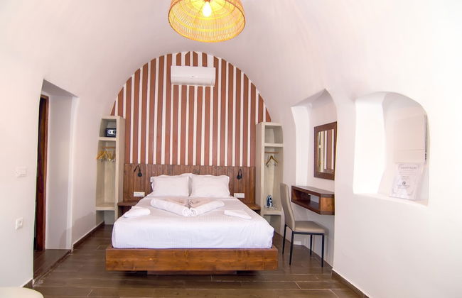 Santorini Rooftop Hot Tub Suite w Panoramic Views - Foto 11