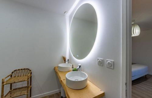 Villa 15 personnes - Piscine - Jacuzzi - Clim - Bar - Billard - Cinéma - Vue Panoramique - Foto 34