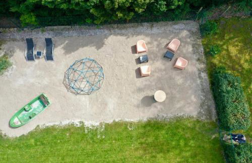 Ferienwohnung im Erdgeschoss mit eingezäunten Garten und Terrasse - Foto 4