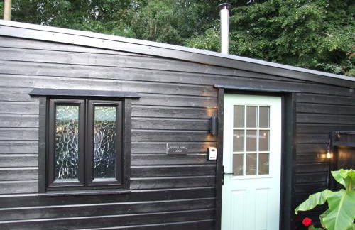 Charming Woodland Lodge 2 person 1 bedroom - Foto 13