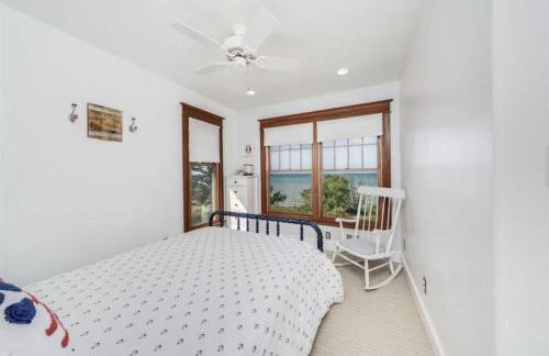 Beachfront Haven - Sunset Views - Hot Tub - BBQ - Family Friendly - Foto 36