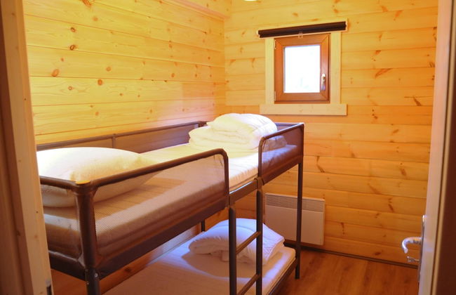 Modern, Wooden Chalet With Wood Burning Stove, in the Forest - Foto 4